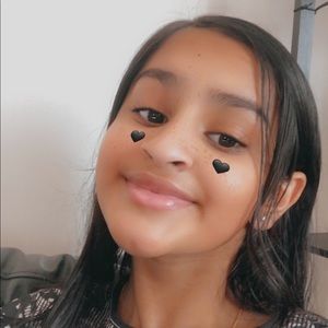 Meet your Posher, Ramisa